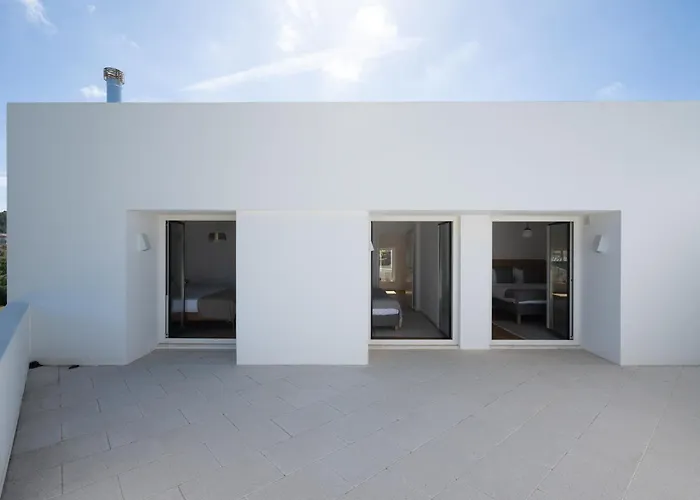 Nyaraló Golden House