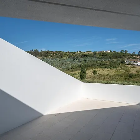 Golden House Santo Isidoro