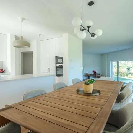 Golden House * Santo Isidoro